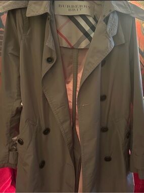 Burberry Brit Balmoral Washable Packable Detachable hood Sm-Med PERFECT